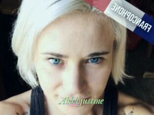 Ahhhjustine