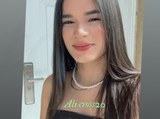 Ali_cross20
