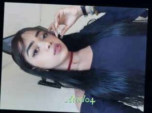 Ariel04