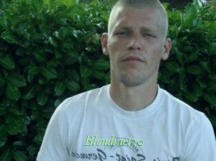 Blondinet30