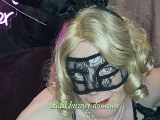 Bad_bunny_domina