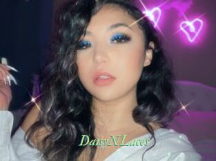 DaisyNLaces