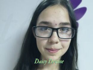 Daisy_Devine