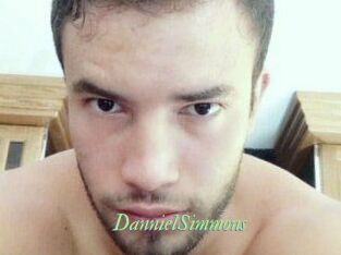 Danniel_Simmons