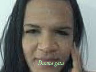 Danna_gata