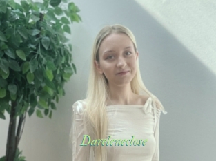Dareleneclose
