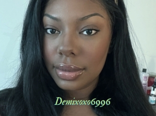 Demixoxo6996