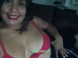 Divina28