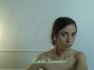 Emmi_Summers