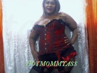HOTMOMMYASS