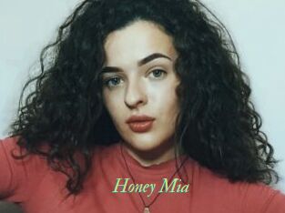 Honey_Mia