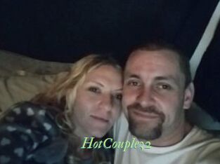 HotCouple32