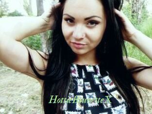 HottieBrunetteX