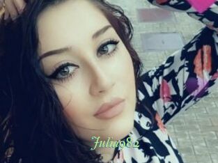 Julia982