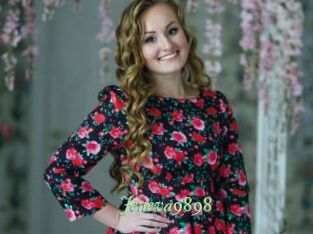 Jeneva9898