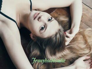 Jennyhotblondie