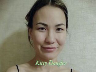 Kitty_Dangler