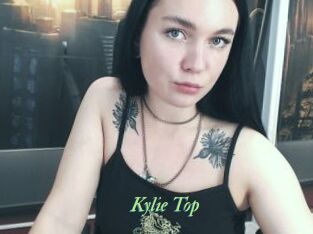 Kylie_Top