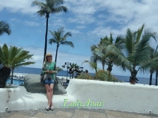 LadyAnais