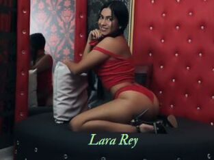 Lara_Rey