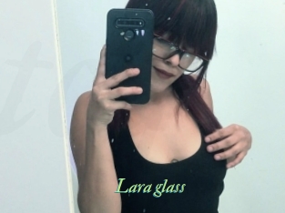 Lara_glass