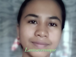 Larissaveronique
