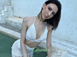 Lilyavery
