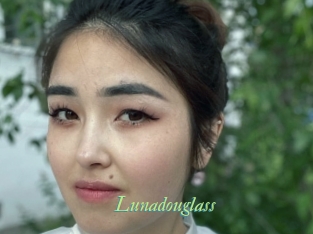 Lunadouglass