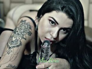 Mia_Rioss