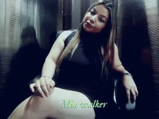 Mia_walker