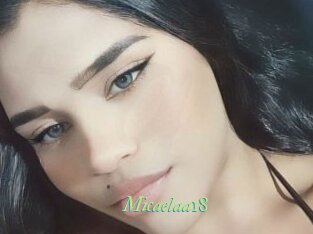 Micaelaa18