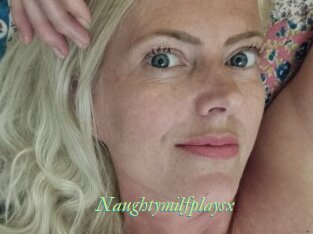Naughtymilfplaysx