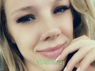 Nickilovee23