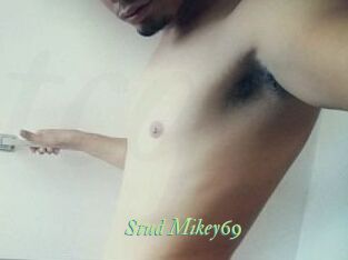 Stud_Mikey69