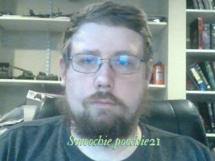 Smoochie_poochie21