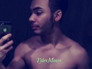 Tyler_Moore