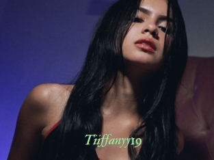 Tiiffanyy19