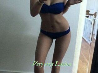 Very_sexy_Latina