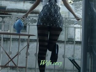 Wife_sexy